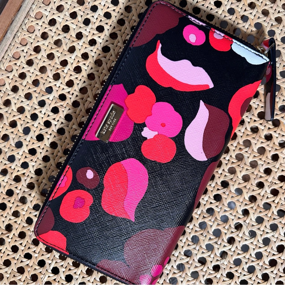 Kate Spade - Pinks/black floral long wallet